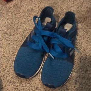 Adidas women’s size 7.5 Edge Lux athletic shoes